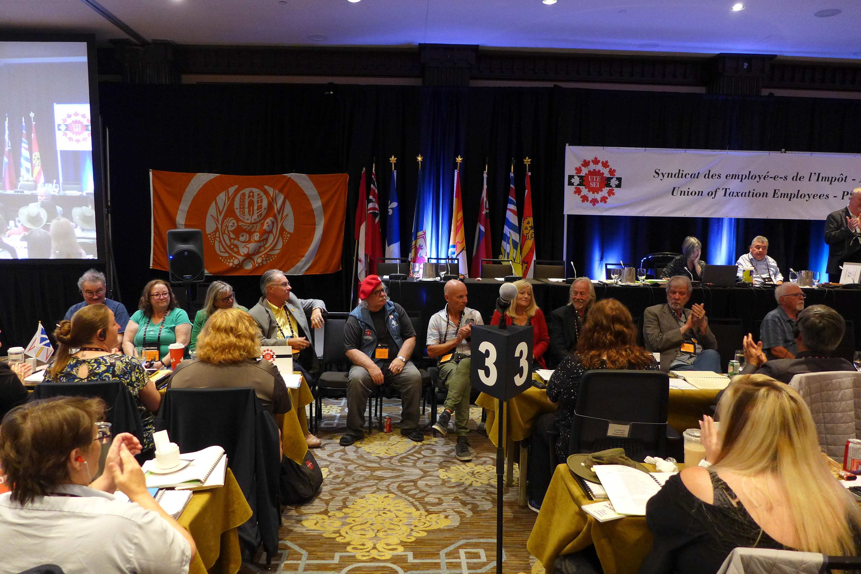 Présentation des membres à vie et membres honoraires