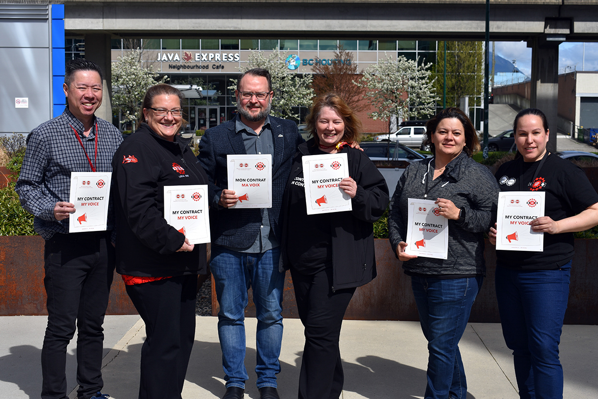 Local executive with PSAC REVP Jamey Mills