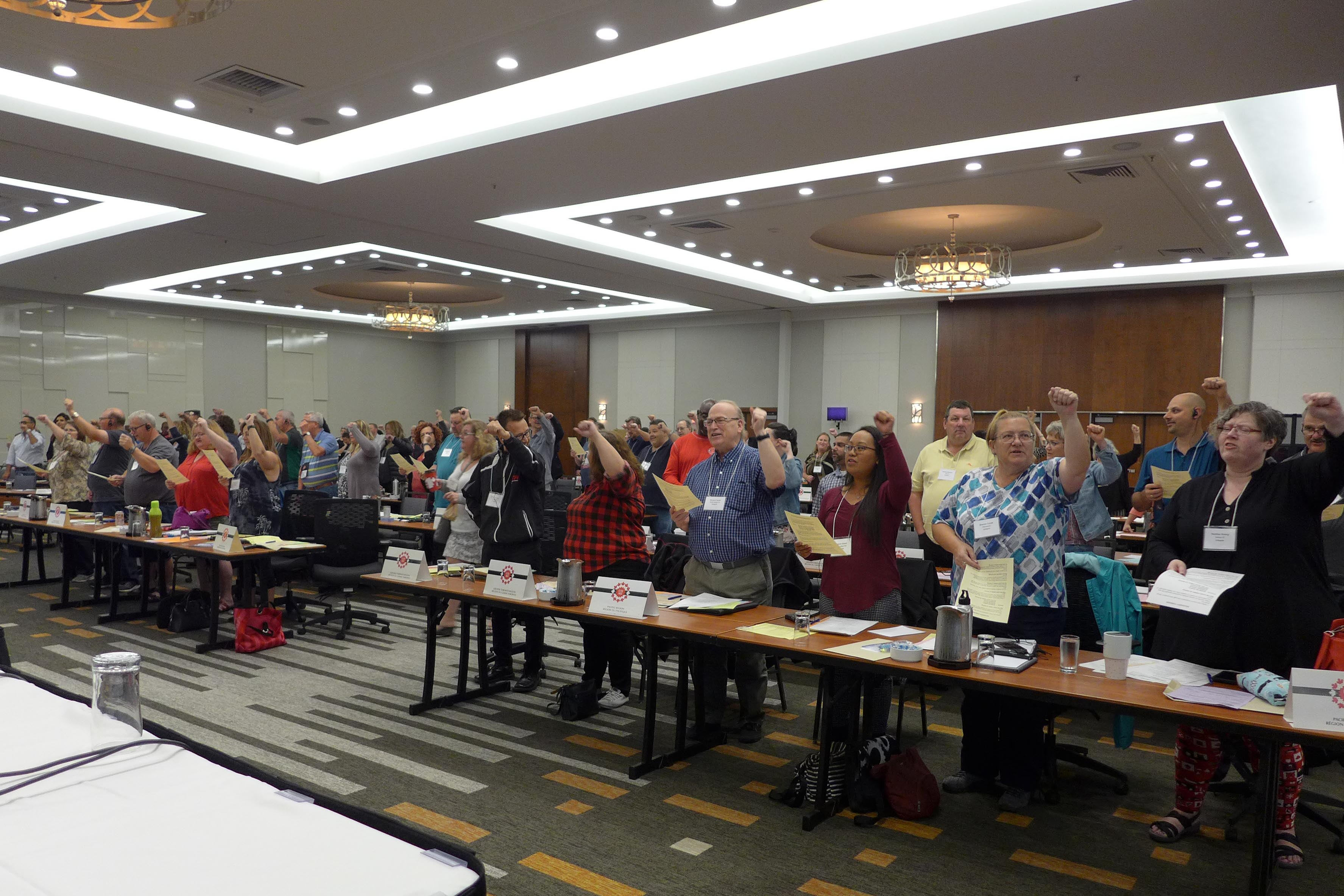 Presidents singing Solidarity Forever