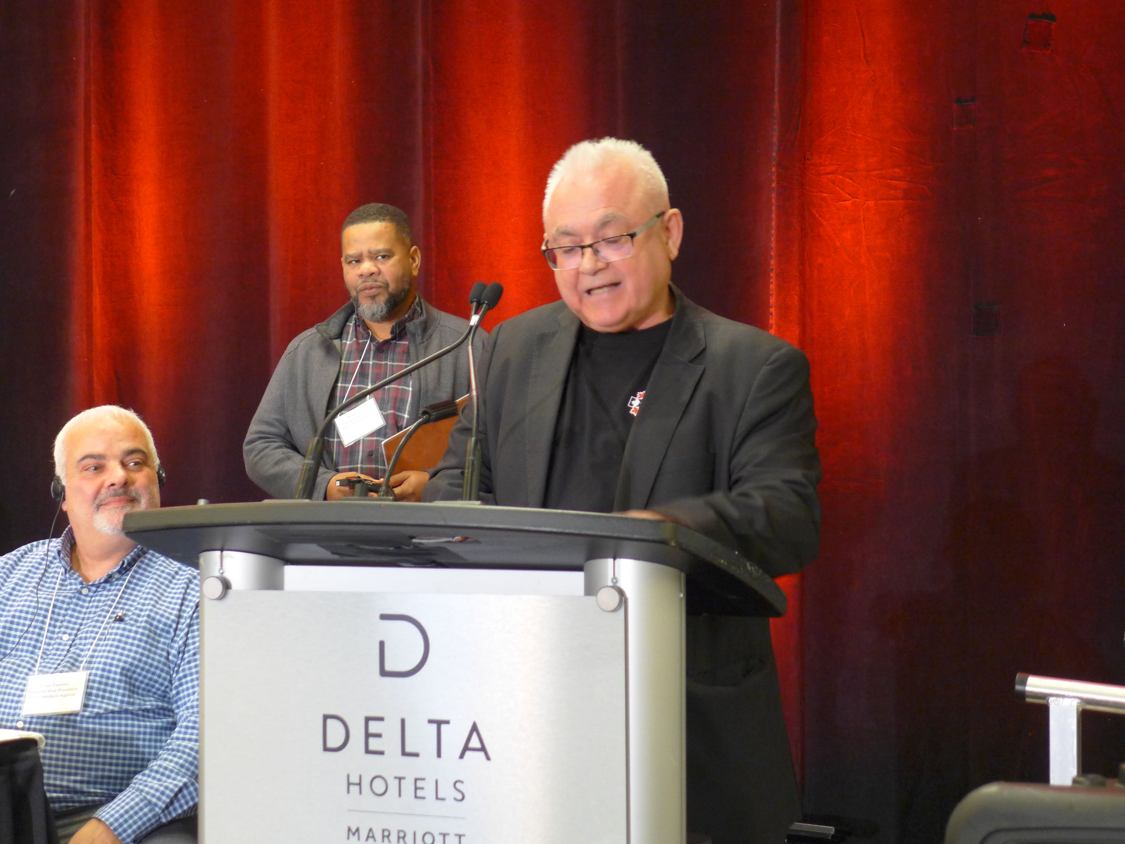 Henri Bégin receives his 30 year pin