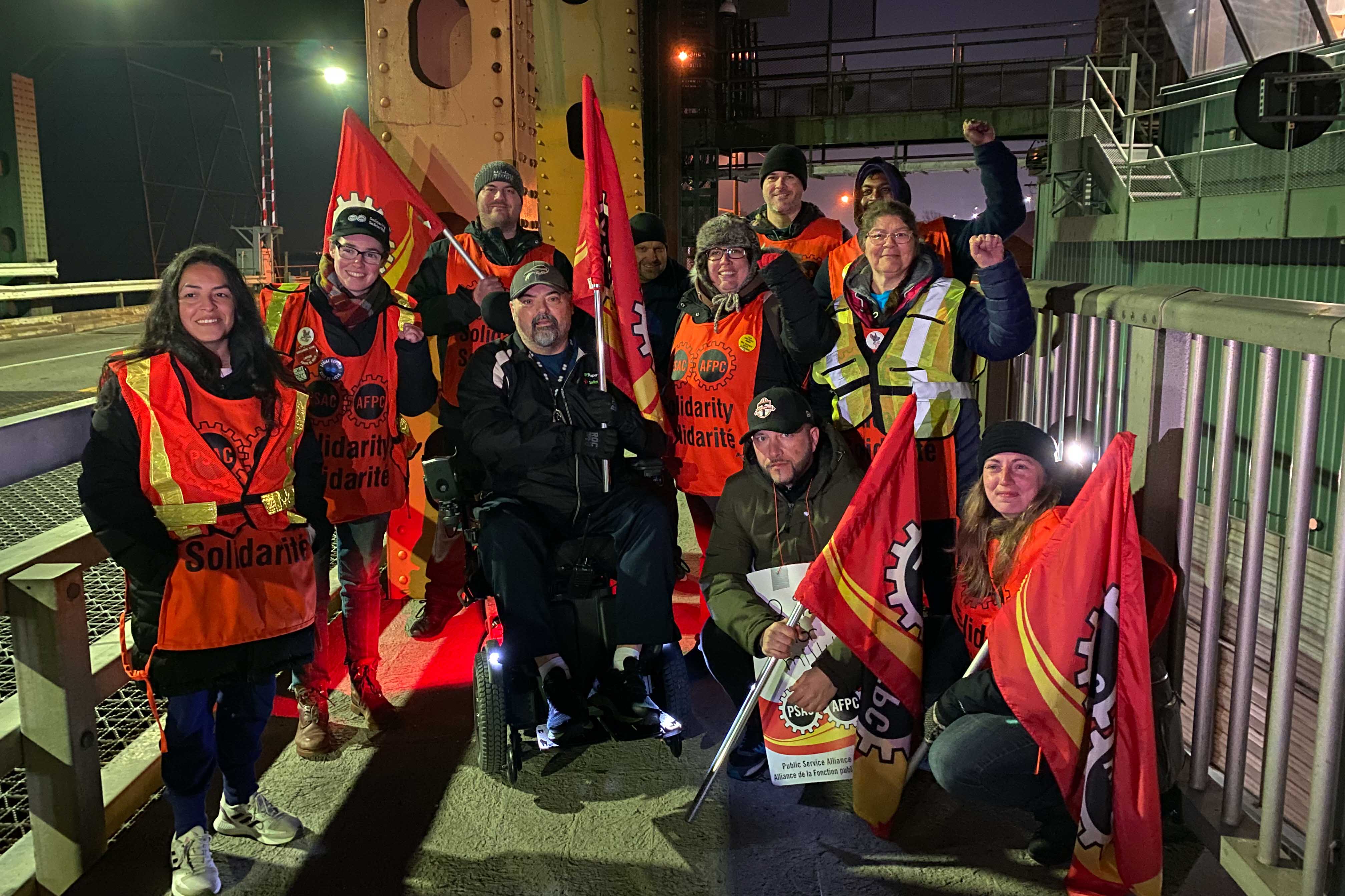 Sur le pont levant de Burlington à 5h30 du matin.