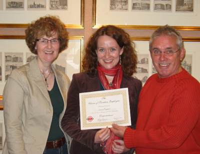 Leanne Hagglund receives scholarship